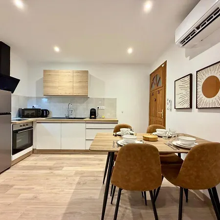 Afrodite, Proche Centre, Wifi Appartement *