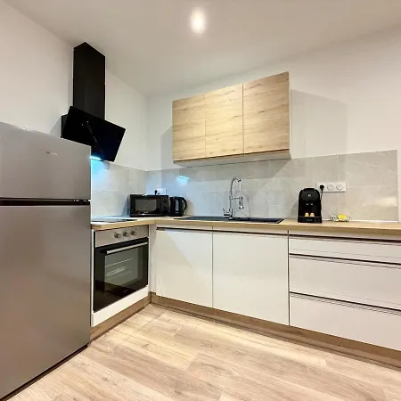Afrodite, Proche Centre, Wifi Bourgoin-Jallieu